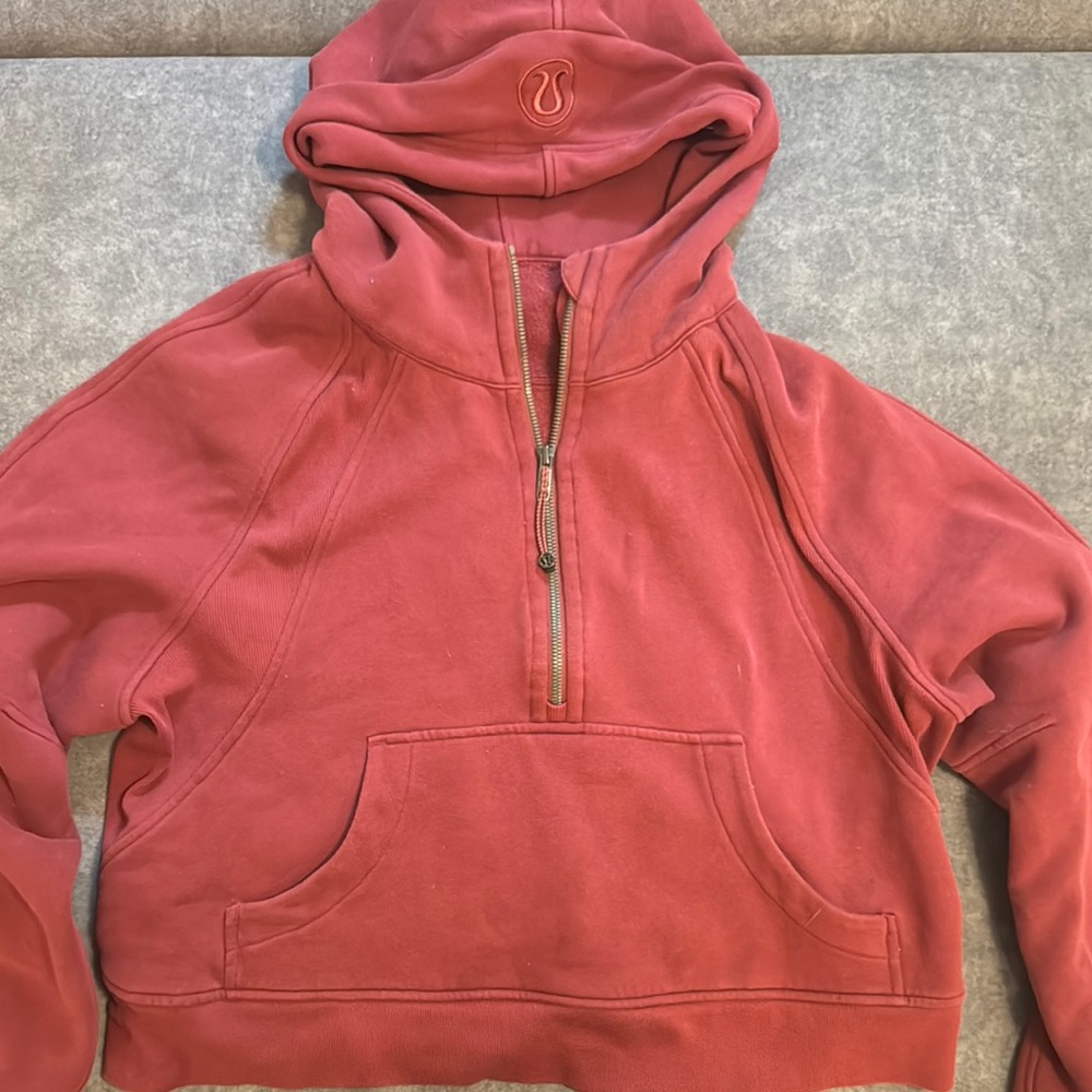 Lululemon Discontinued Maroon Half-Zip Scuba